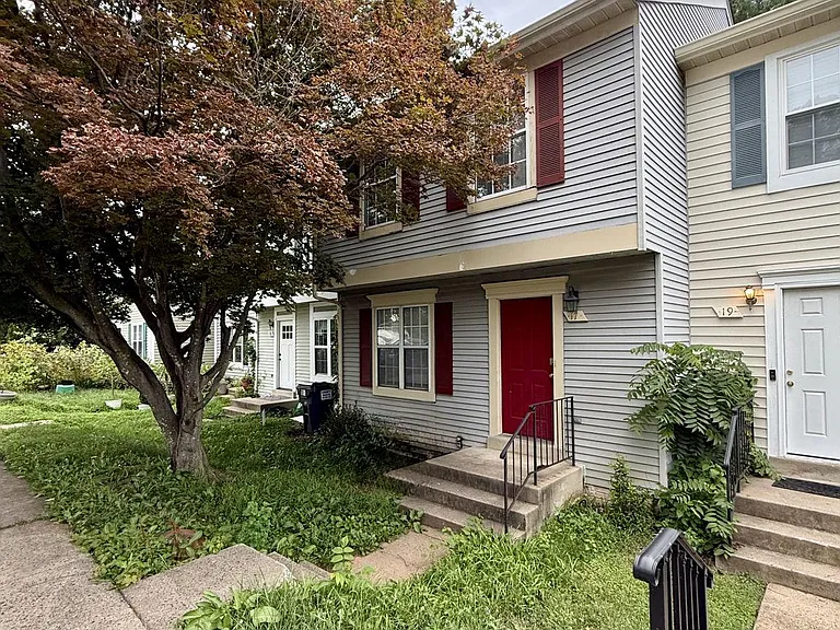 17 Tall Oaks Ct — Photo 3