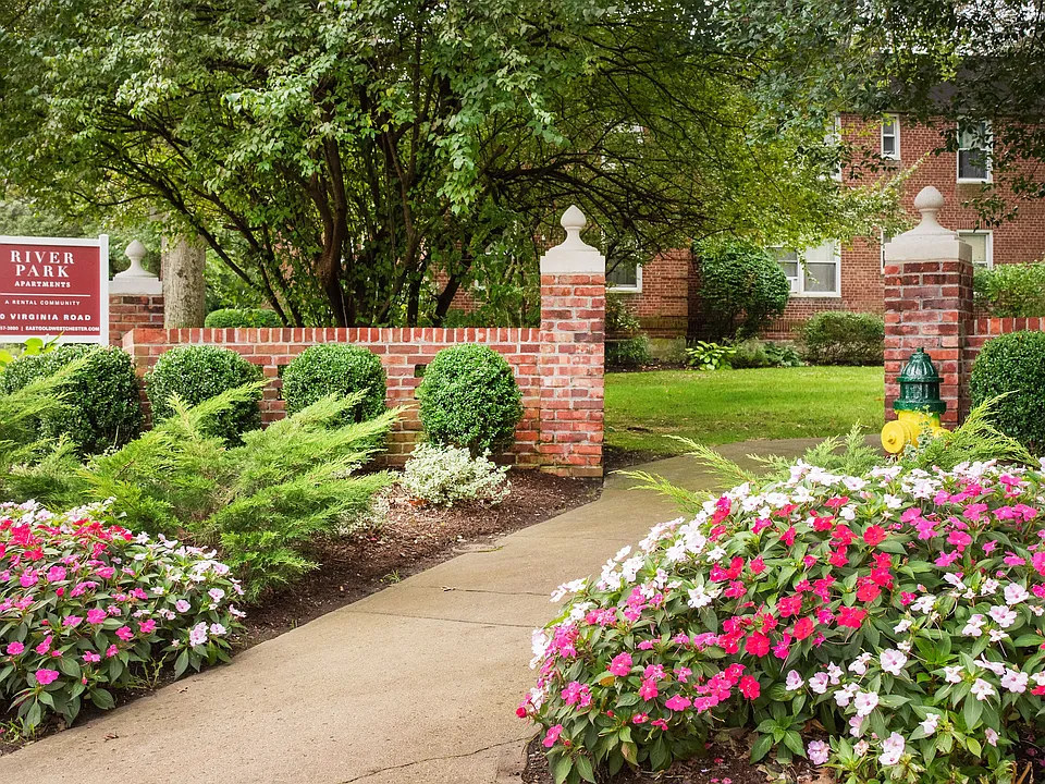 River Park Apartments