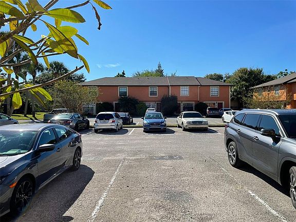 5th image of 7327 FOREST HILL COURT #223