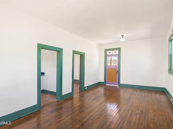4th image of 302 PIRRUNG Avenue