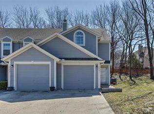 5901 NE Moonstone Dr #17-D, Lees Summit, MO 64064