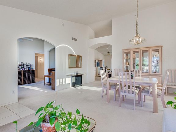 2nd image of 11065 W Escuda Dr