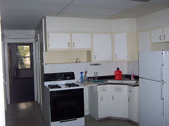 3rd image of 1404 Oak Park Ave