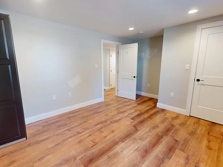 41 Winchester St #1 — Photo 6