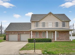 257 Emerald Way W, Granite City, IL 62040