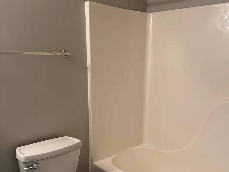 1026 Wolves Den Pl — Photo 15