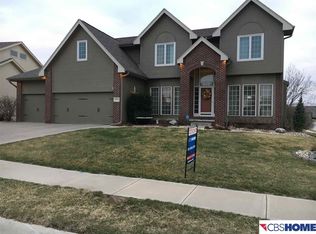 15435 Schuyler Dr, Omaha, NE 68154