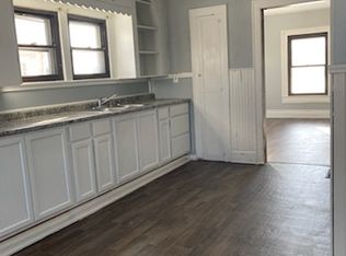 2704 E Main St, Springfield, OH 45503