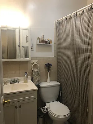 Rented by R New York | media 19