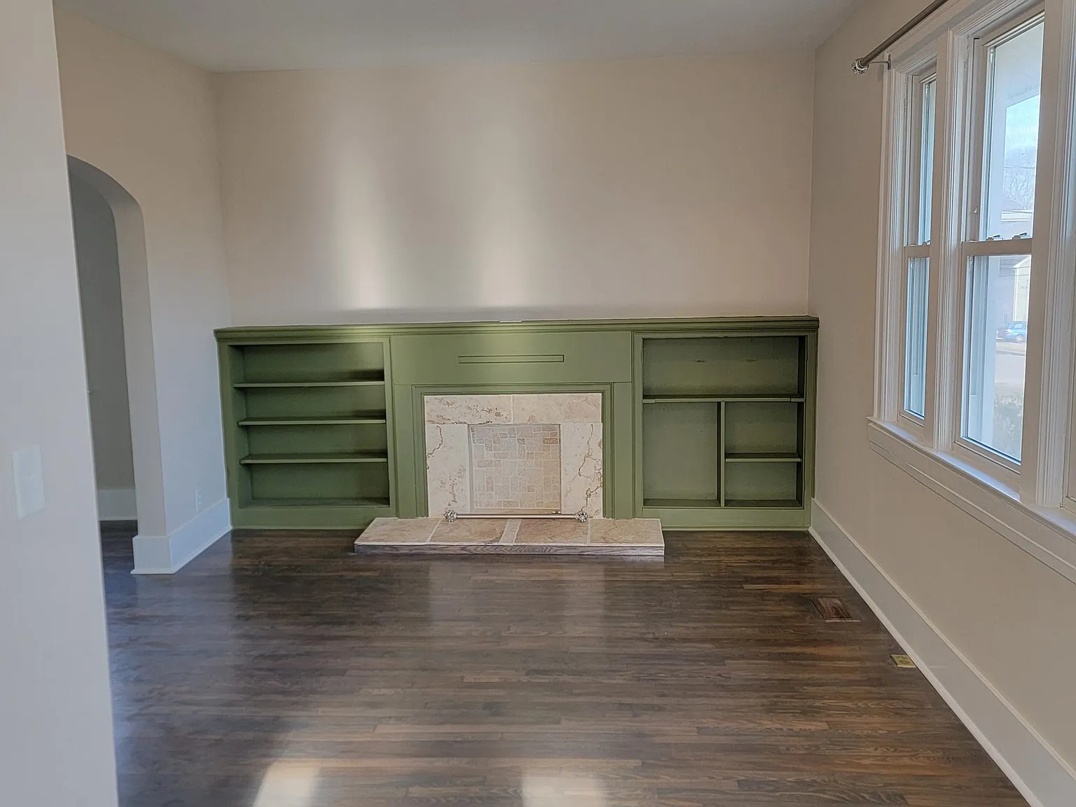 2 bed, 1271 sqft, $1,900 — Photo 4