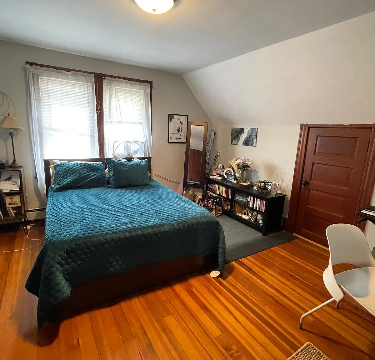 3 bed, 2035 sqft, $3,800 — Photo 4
