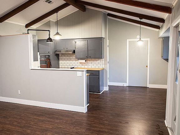 Kitchen/Breakfast Area