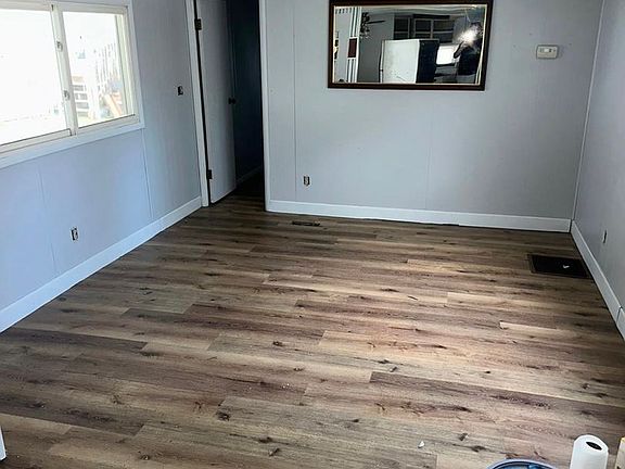 3rd image of 4200 Holiday Hills Ln #4202