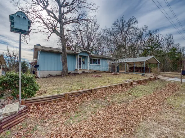204 W Pine St, Lead Hill, AR 72644