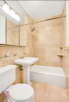 Rented by REAL New York | media 6