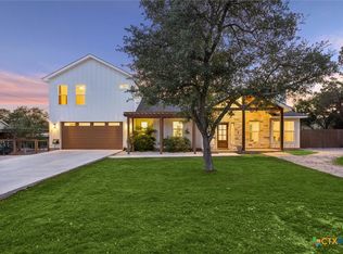 1420 Persimmon Pass, Fischer, TX 78623