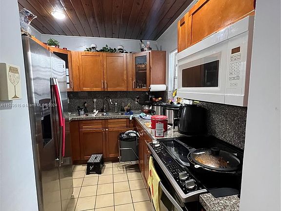 5th image of 11433 NW 4th Ter #11433