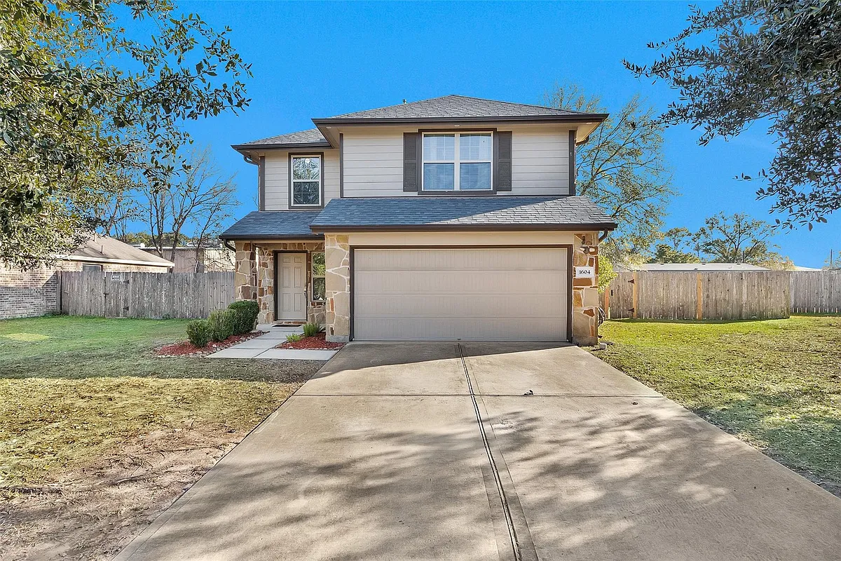 Building Photo - 1604 Hickory Burl Ln