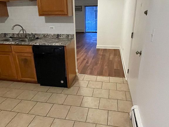 5th image of 510 Brookside Dr APT B