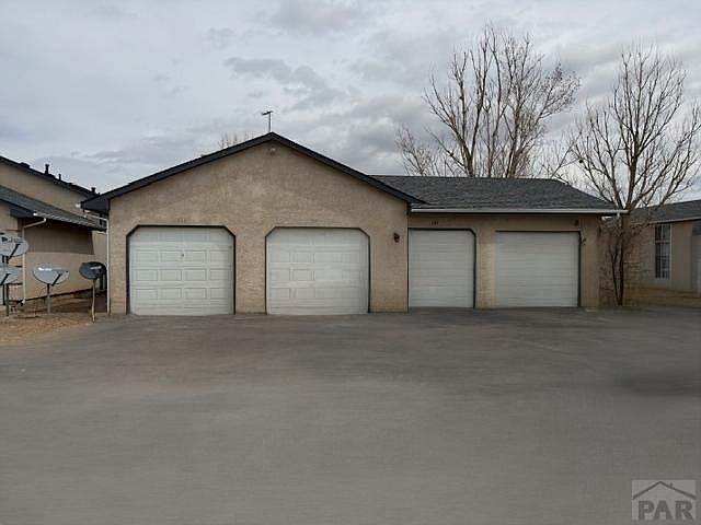 1st image of 715-721 Laporte Dr E