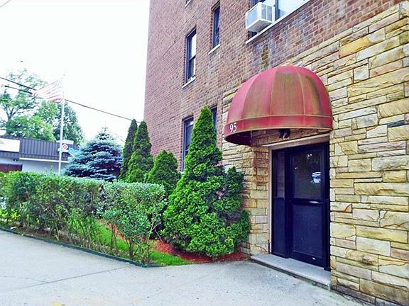 2nd image of 95 Sedgewick Ave APT 3G