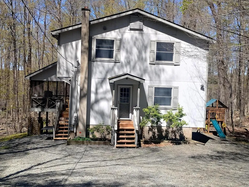 12 Dogwood Pl