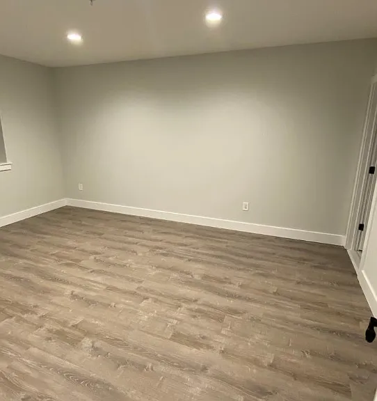 530 N Main St #8 — Photo 3