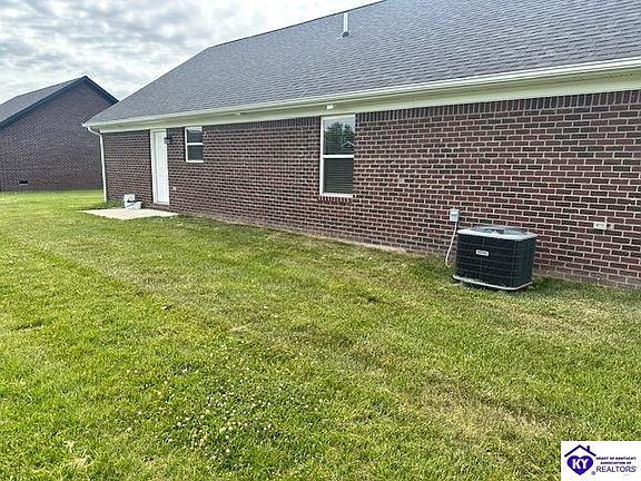 2nd image of 272 Parkers Loop