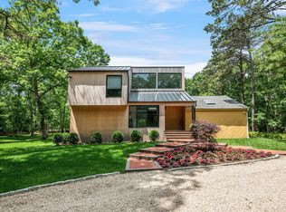 429 Hands Creek Rd, East Hampton, NY 11937