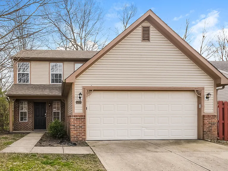 5223 Pin Oak Dr — Photo 1