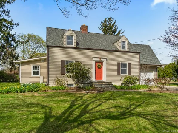 57 Lynde Street, Old Saybrook, CT 06475