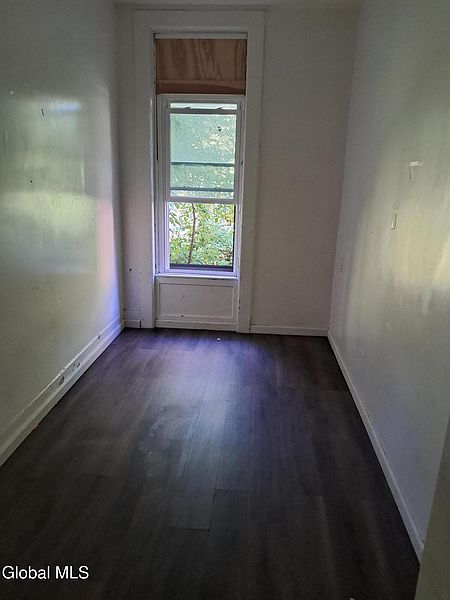 2nd image of 423 Clinton Avenue