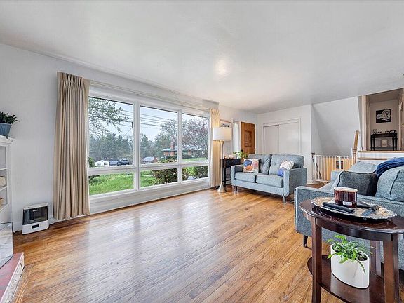 5th image of 4417 Kirkwood Dr