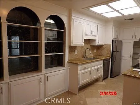 2 bed, 900 sqft, $2,950 — Photo 2