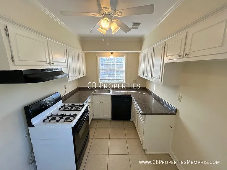 5184 Dunnellon Ave — Photo 2