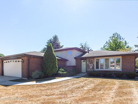 2nd image of 12119 W Meadowland Dr