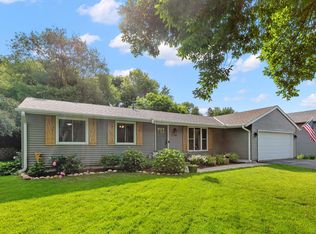 7688 Mariner Dr, Maple Grove, MN 55311