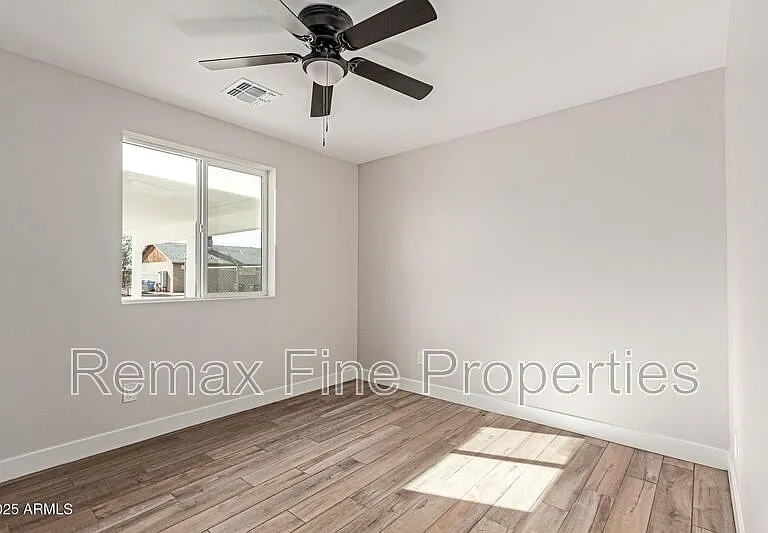 6421 S 23rd St #23 — Photo 5