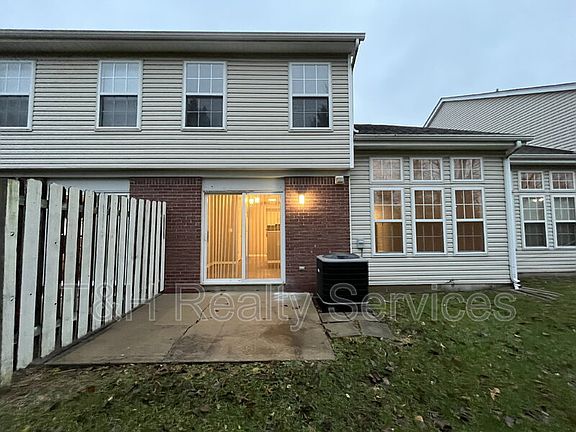 2nd image of 1564 Brookfield Cir