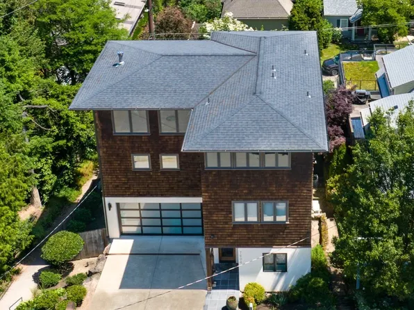 7604 S Hood Ave, Portland, OR 97219