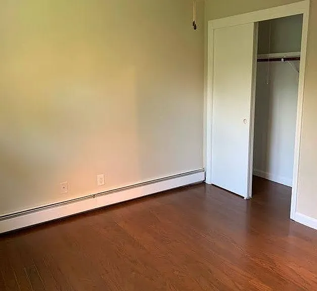 2nd Bedroom closet