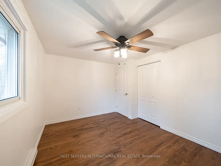 24 Thorncrest Rd — Photo 22
