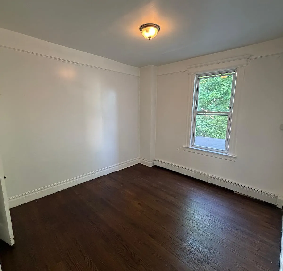 3 bed, $2,000 — Photo 4