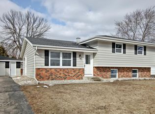 258 W Beech St, Grafton, WI 53024
