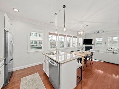 2 N Main St #B201, Mansfield, MA, 02048