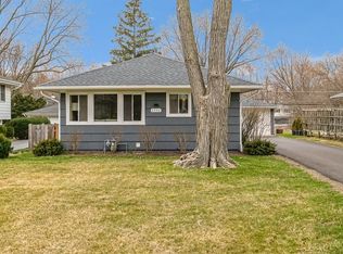 5740 Plymouth St, Downers Grove, IL 60516