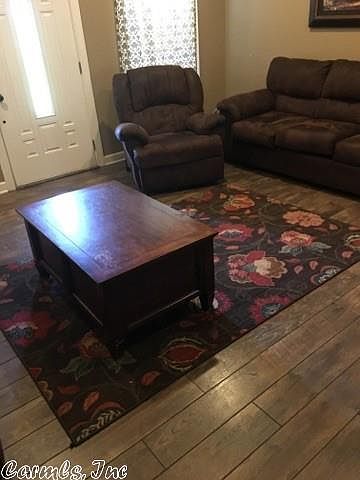 2nd image of 210 Kathy Ln