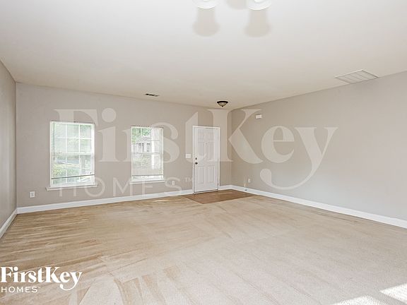 4th image of 127 Colville Rd