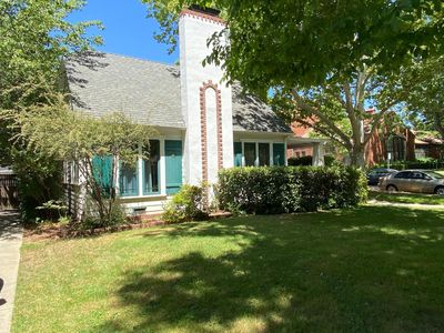 4533 T St, Sacramento, CA, 95819