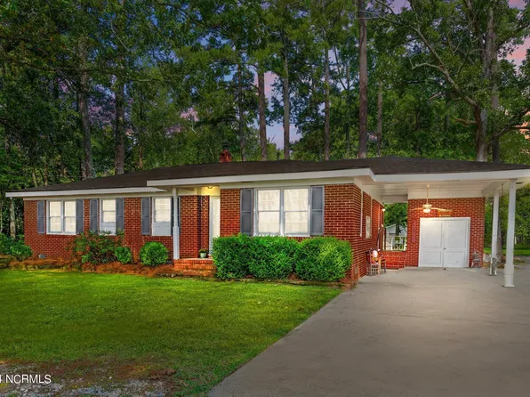 3286 Nc 122 S, Pinetops, NC 27864